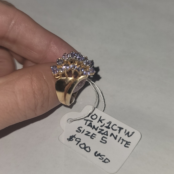 Real Vintage Tanzinite Cluster Ring 10k 1ctWeight Tanzinite Size 5 - Picture 5 of 16